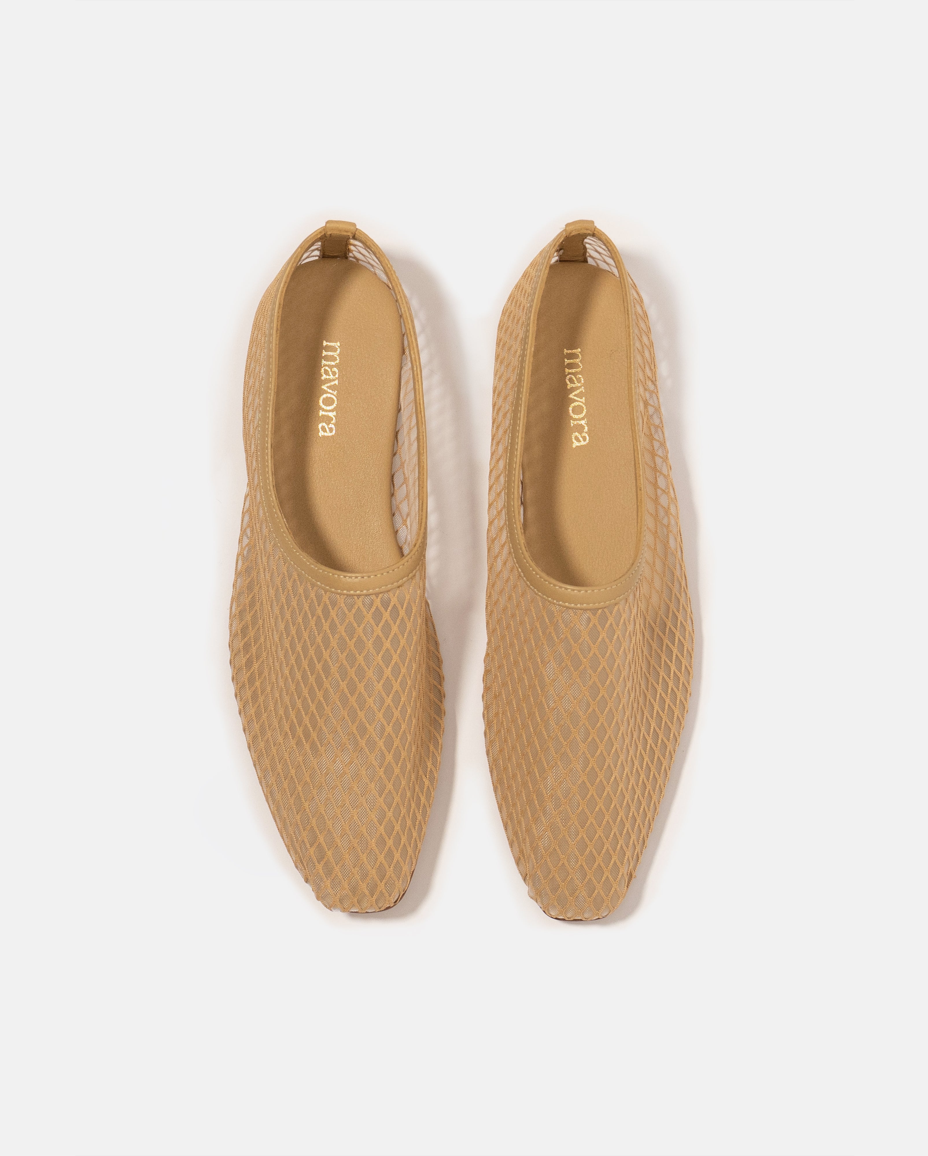 GIGI NATURAL FLATS