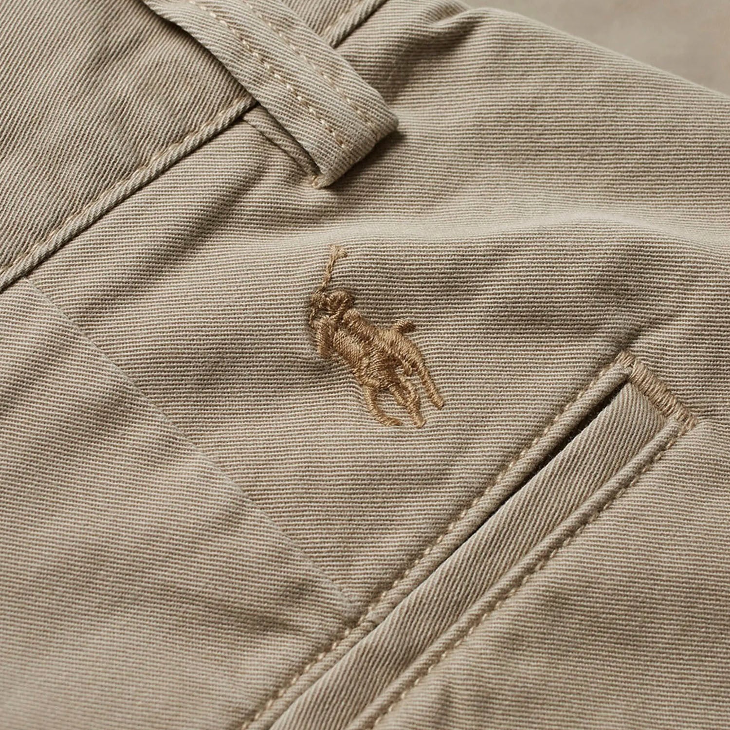 BERMUDA REGULAR FIT