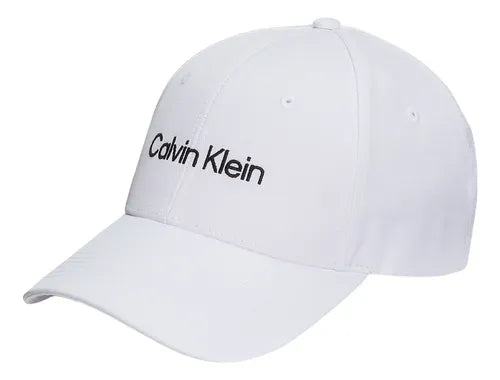 EMBROIDERED CAP WITH LOGO