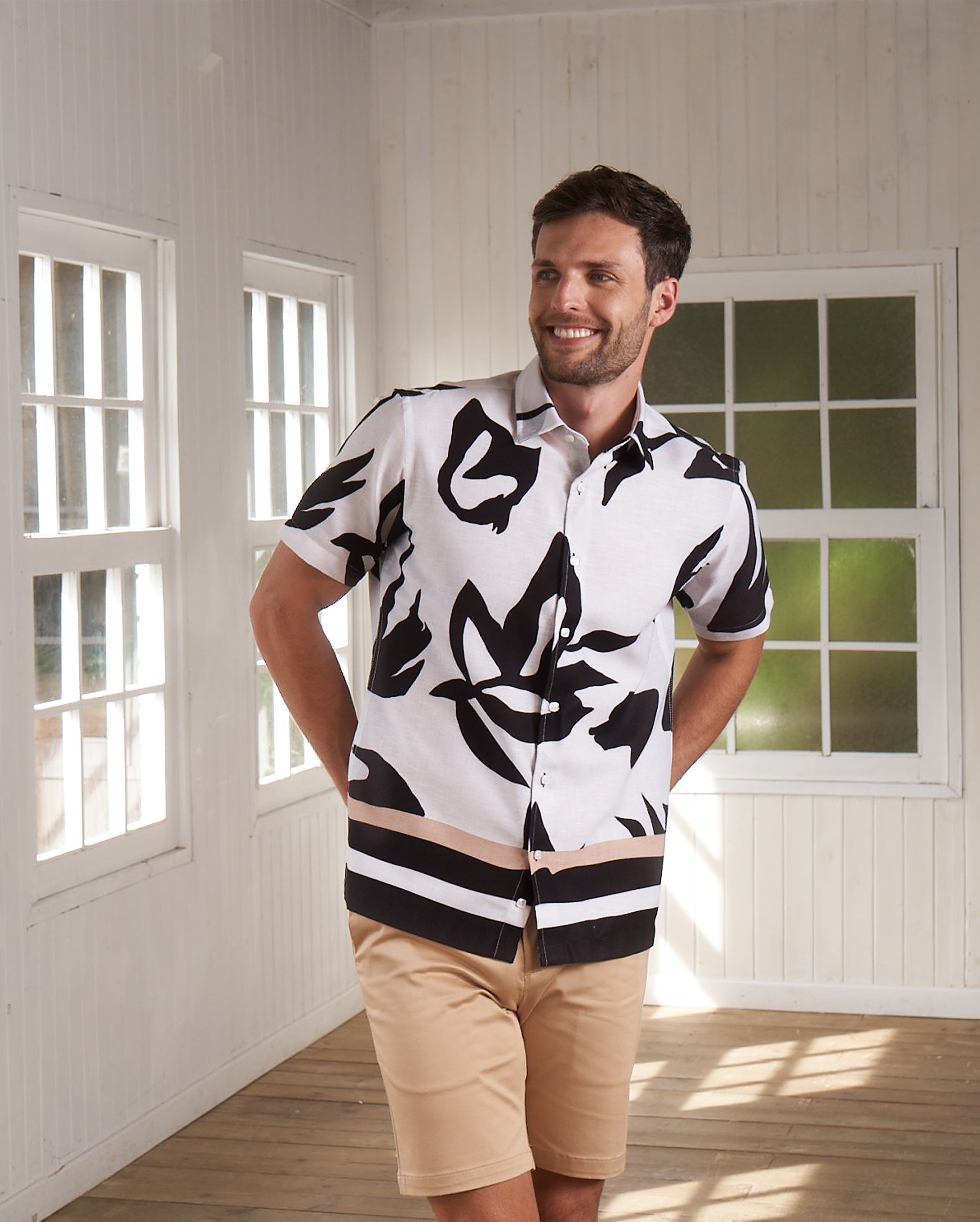 CAMISA BLACK LEAVES