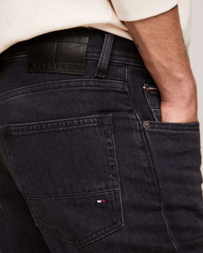 REGULAR MERCER  BLACK JEANS