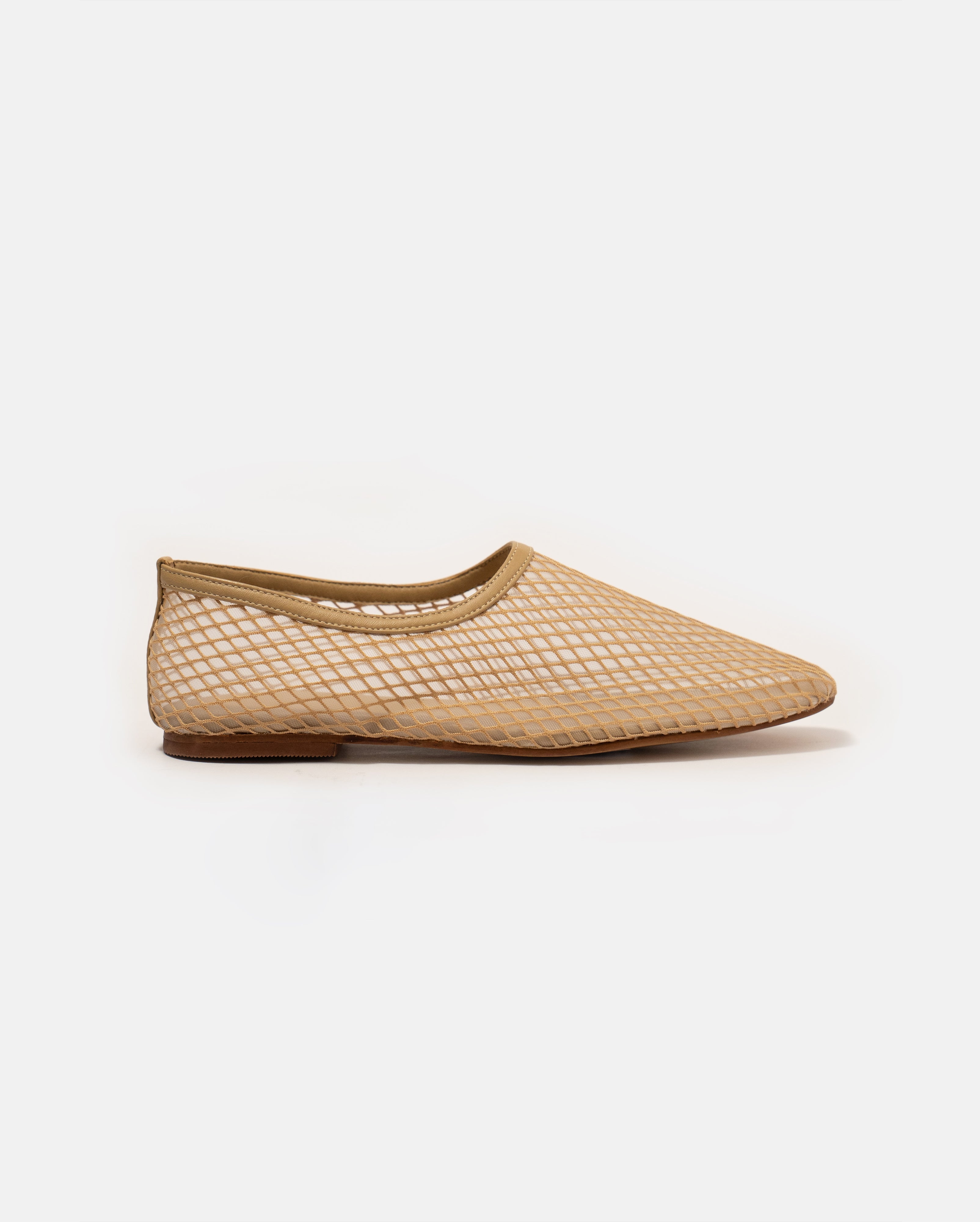 GIGI NATURAL FLATS