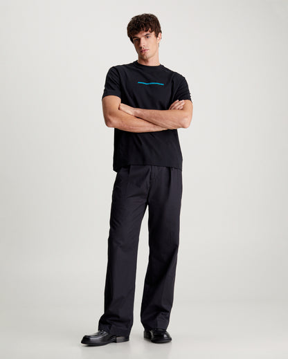COLOR EMBOSSED LOGO T-SHIRT