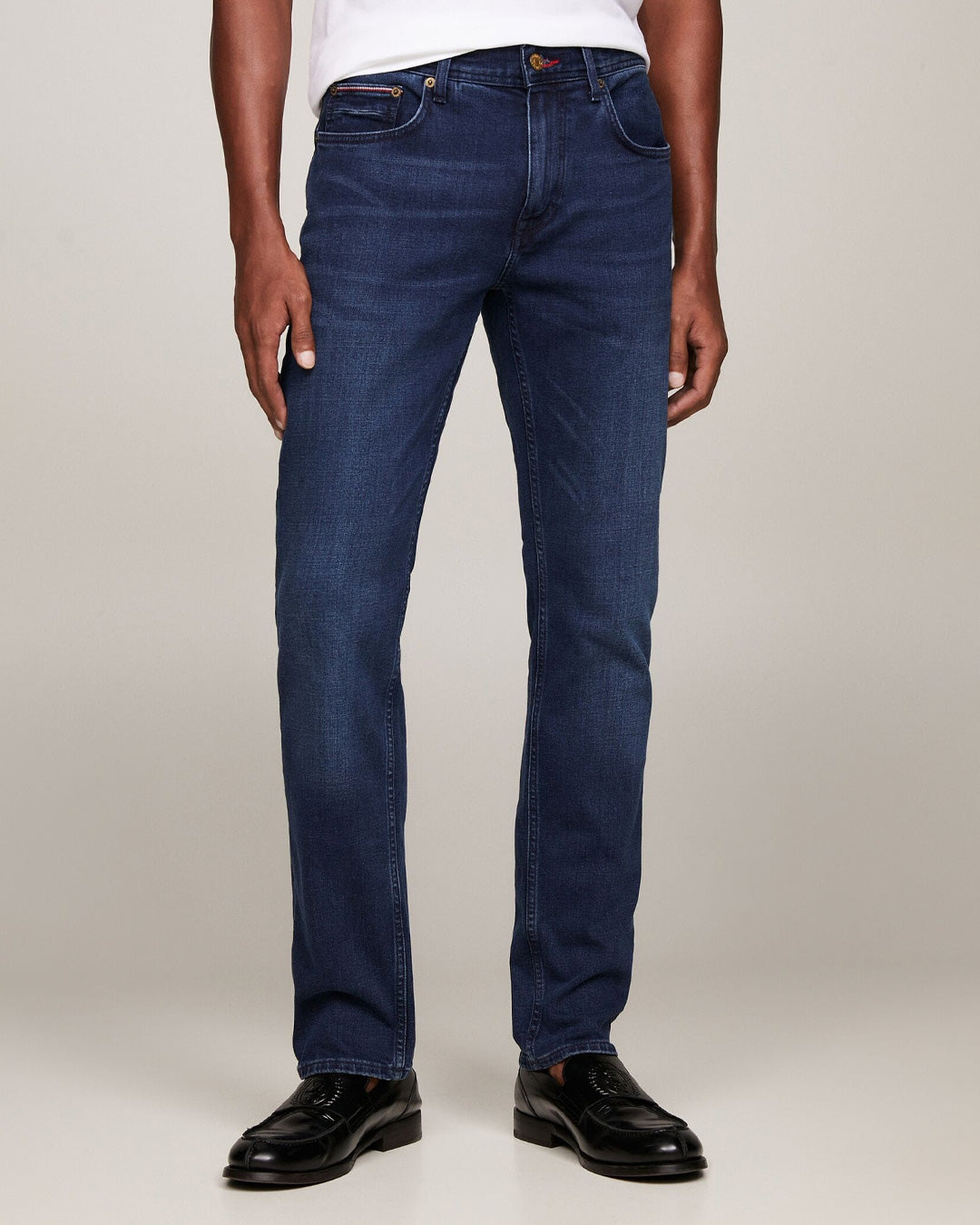 STRAIGHT DENTON JEANS