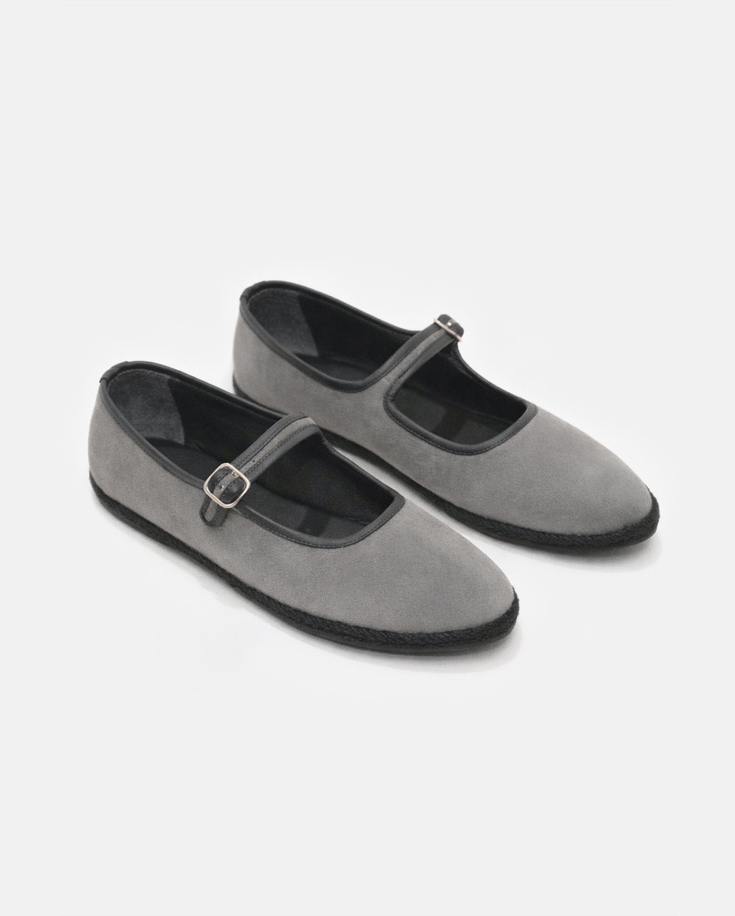 IVY GREY FLATS