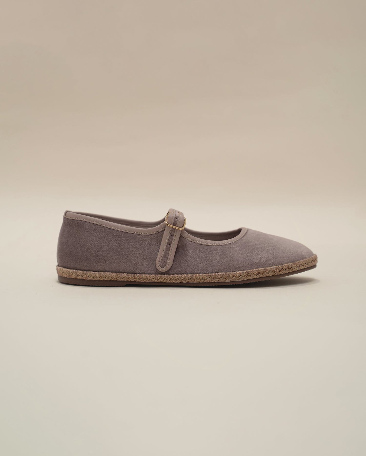 IVY MALVA FLATS