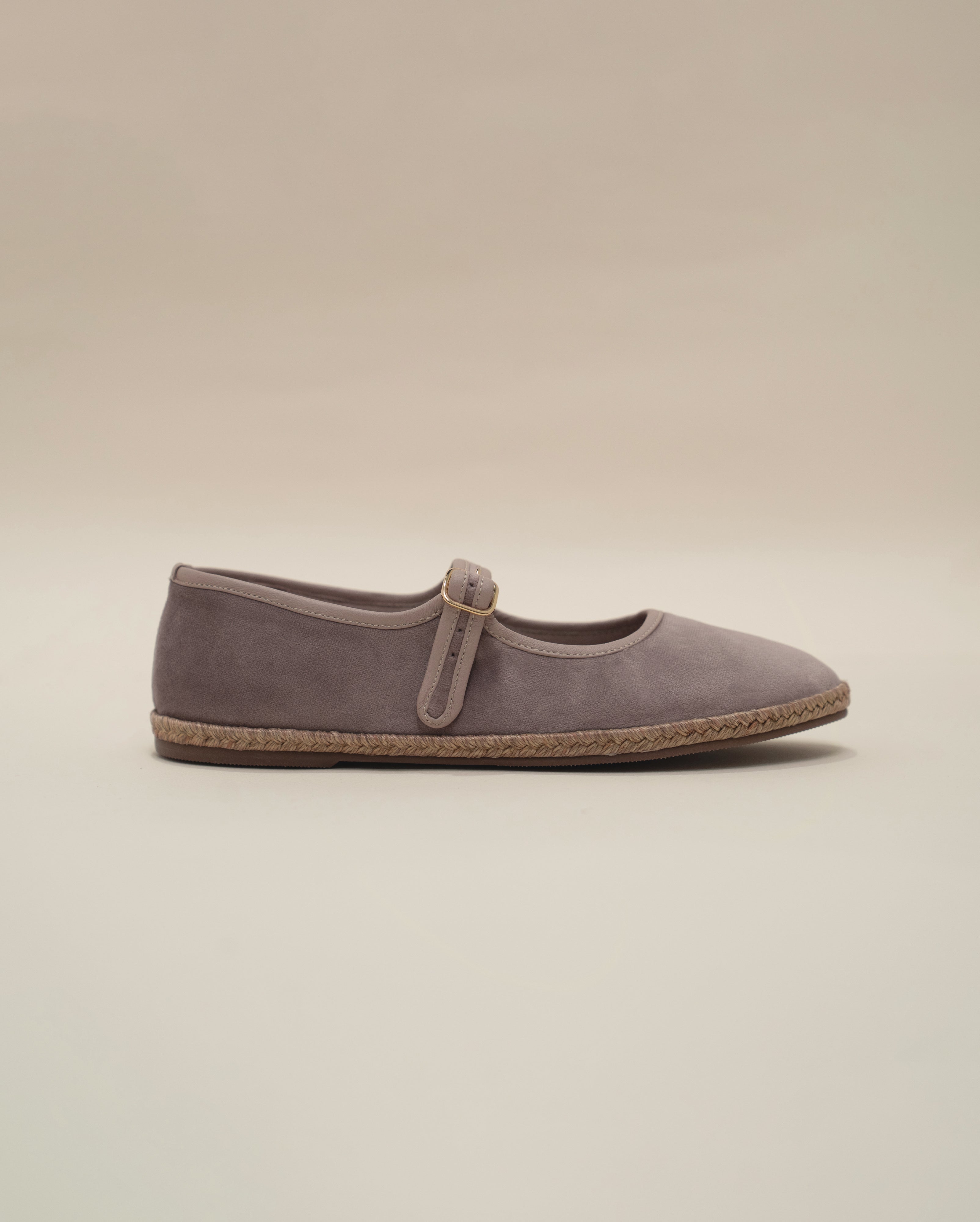 IVY MALVA FLATS