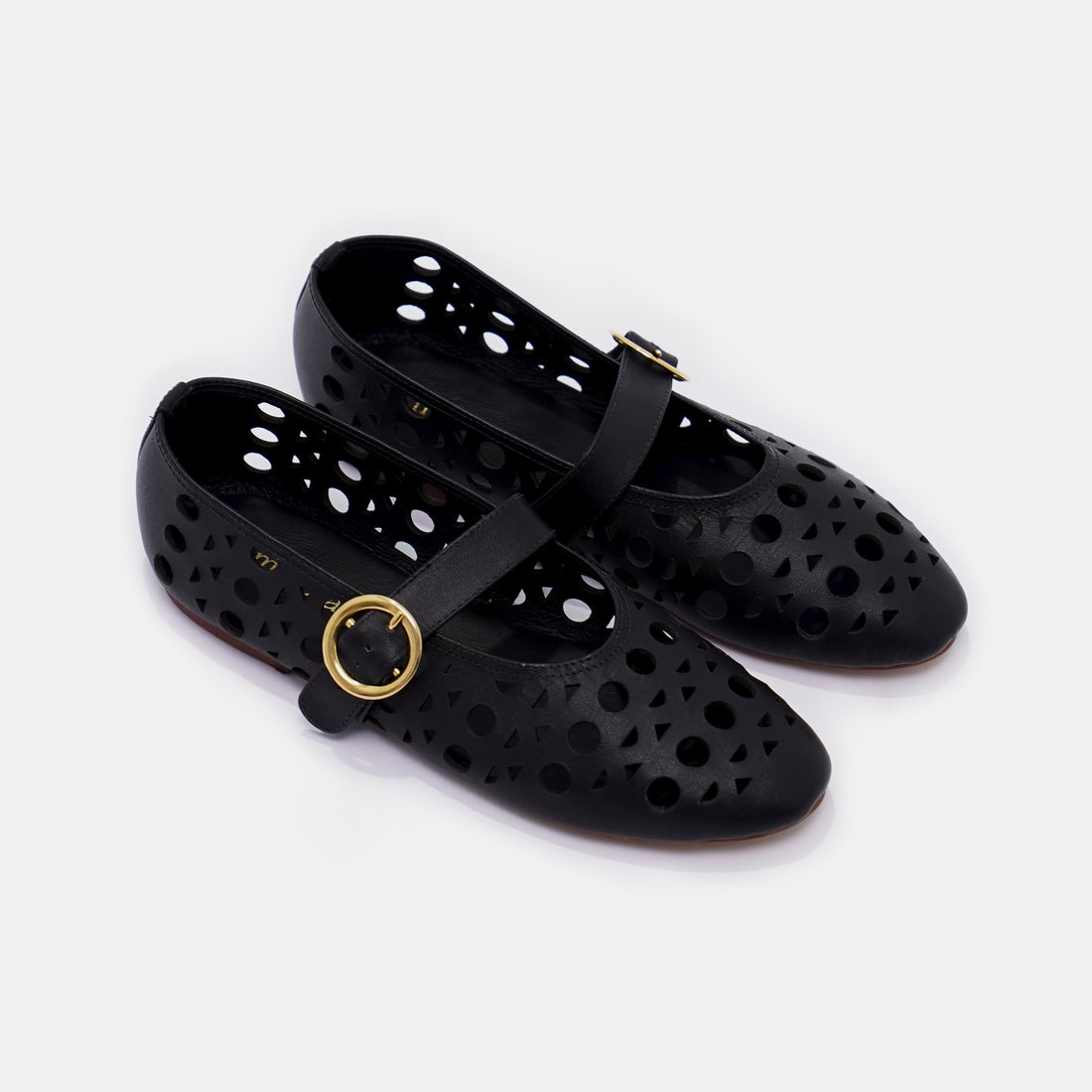 BELLE BLACK