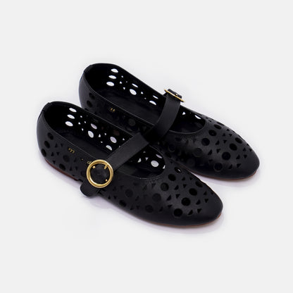 BELLE BLACK