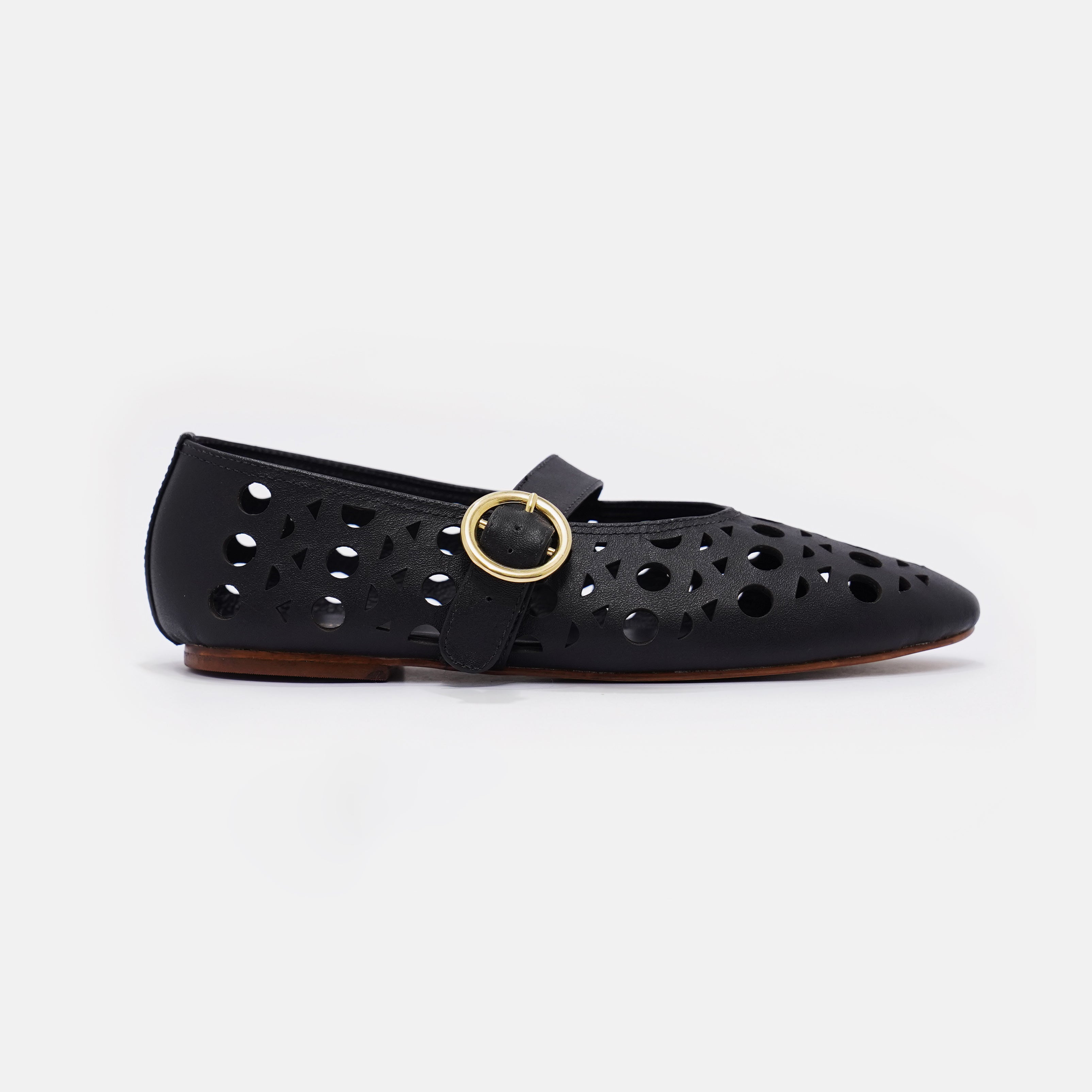 BELLE BLACK