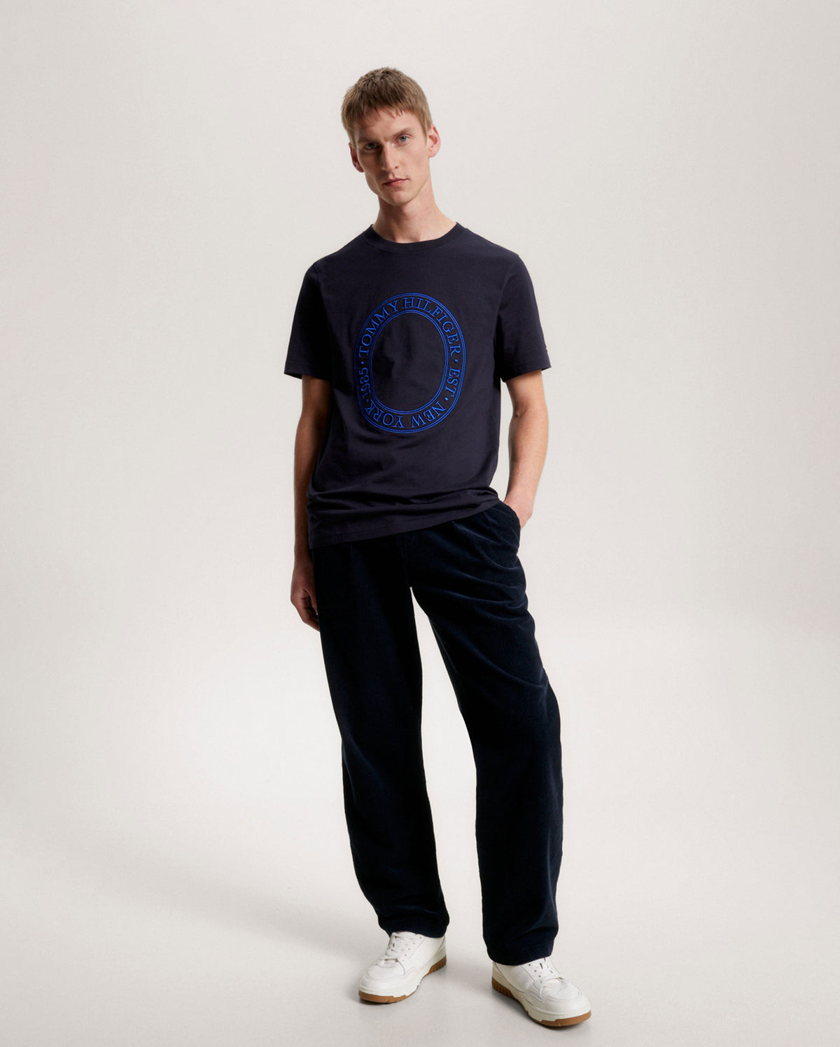 EMBROIDERY ROUNDEL TEE