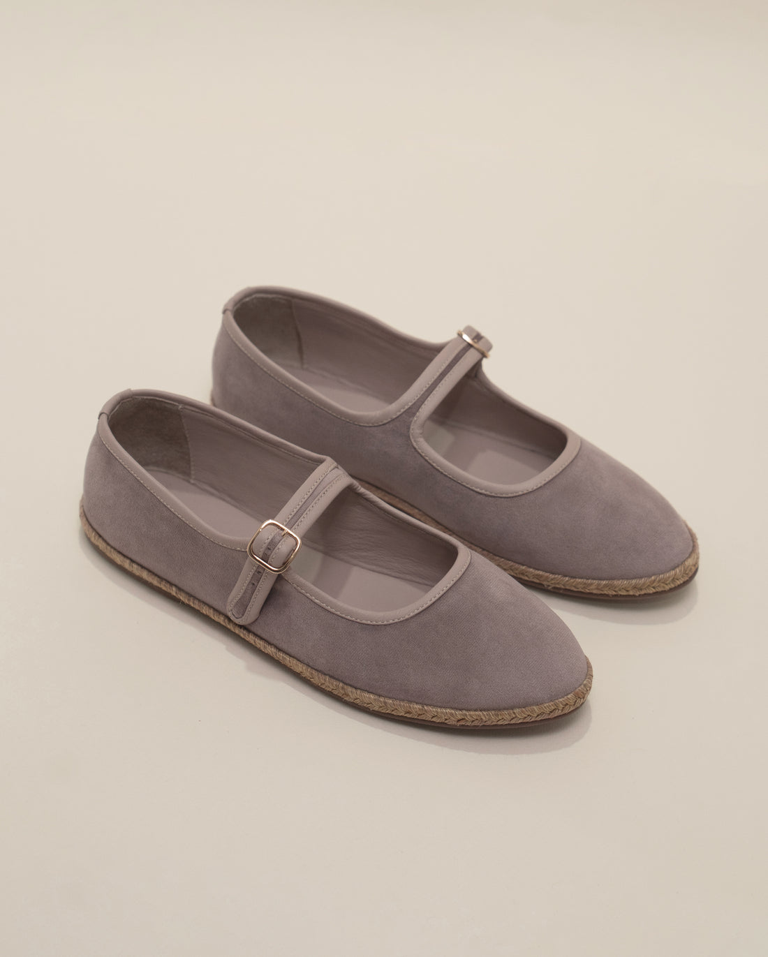 IVY MALVA FLATS