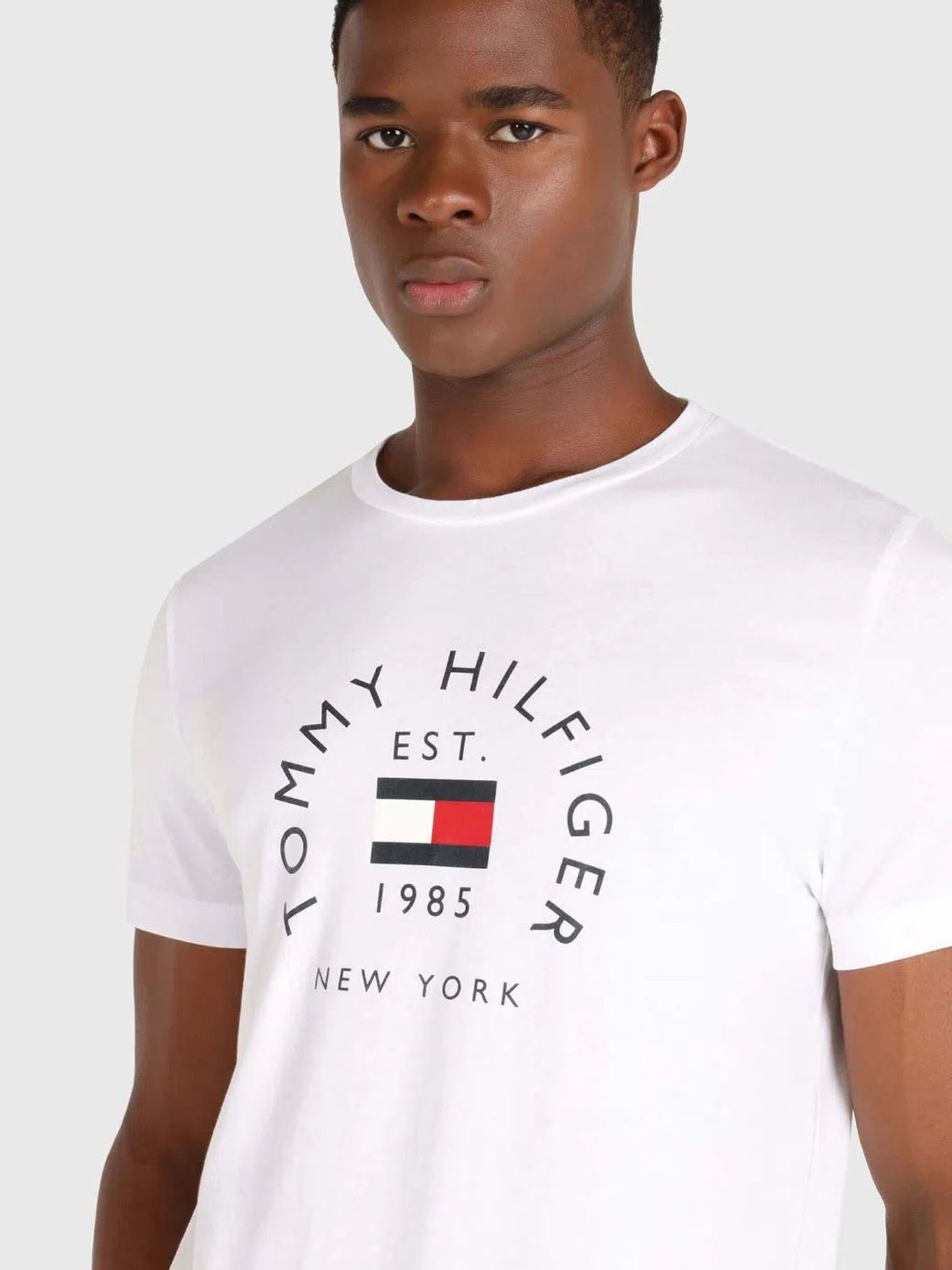 IM HILFIGER FLAG ARCH TEE