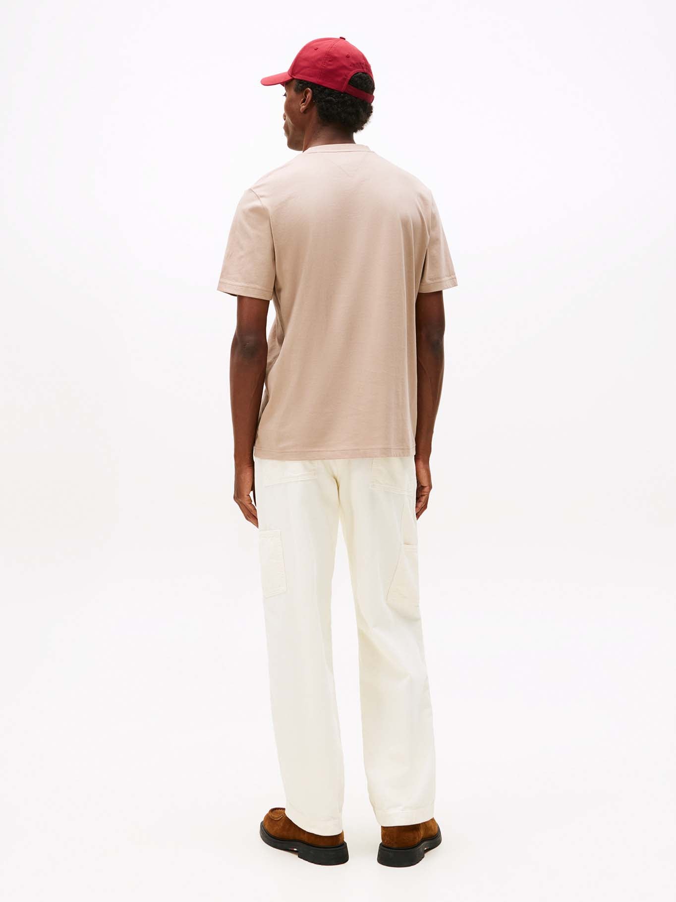 LINEAR FLAG GRAPHIC TEE