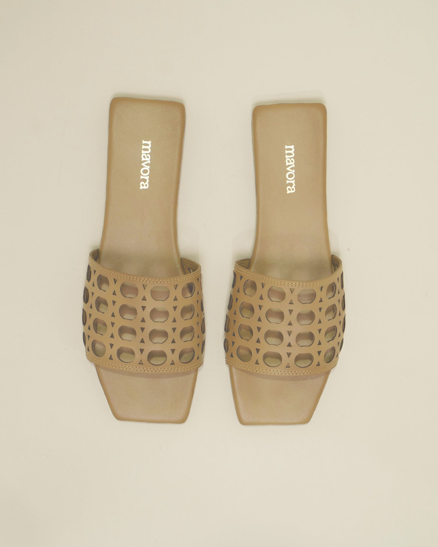 SANDALIA WHITNEY HONEY