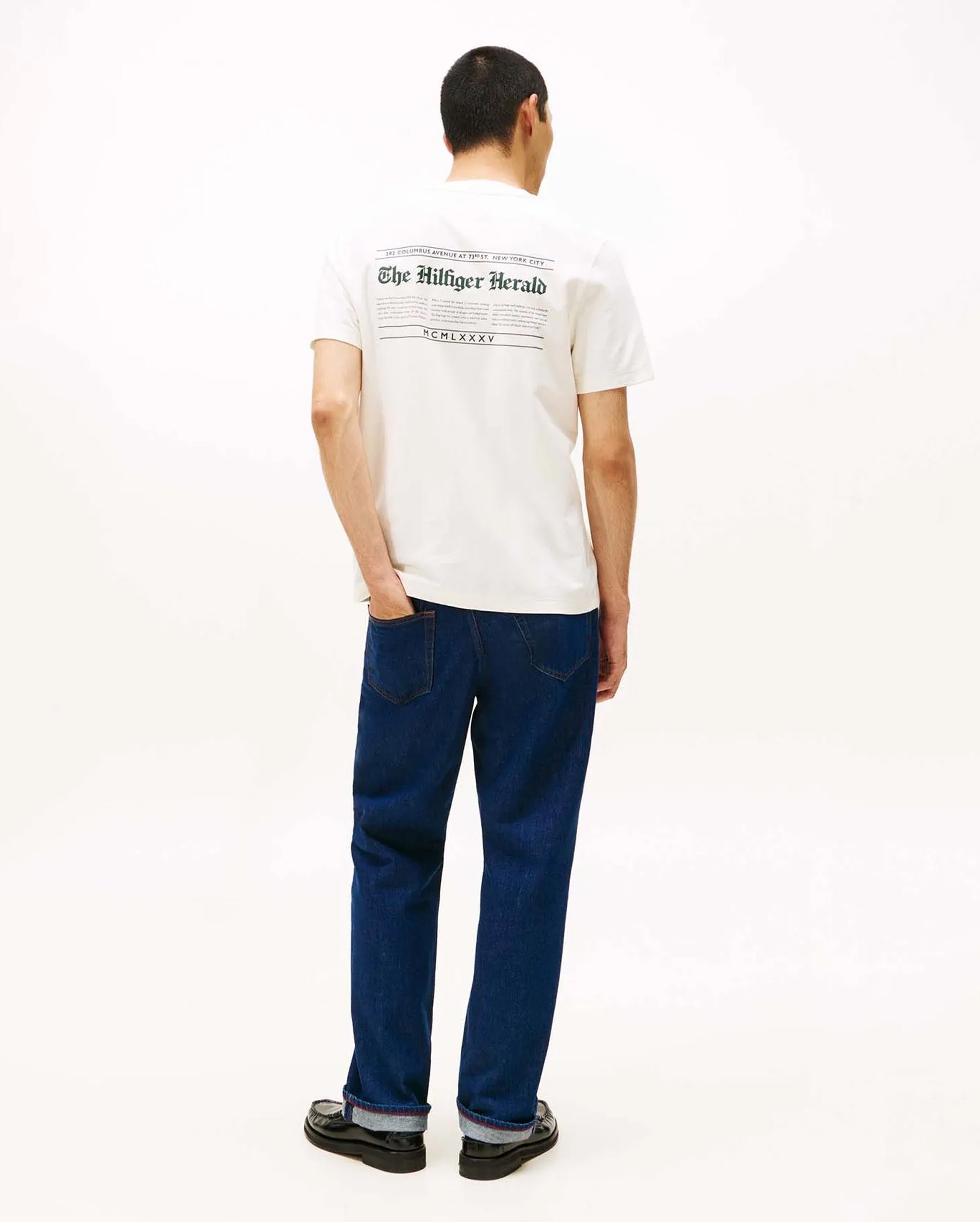 HILFIGER HERALD BLACK GRAPHIC TEE