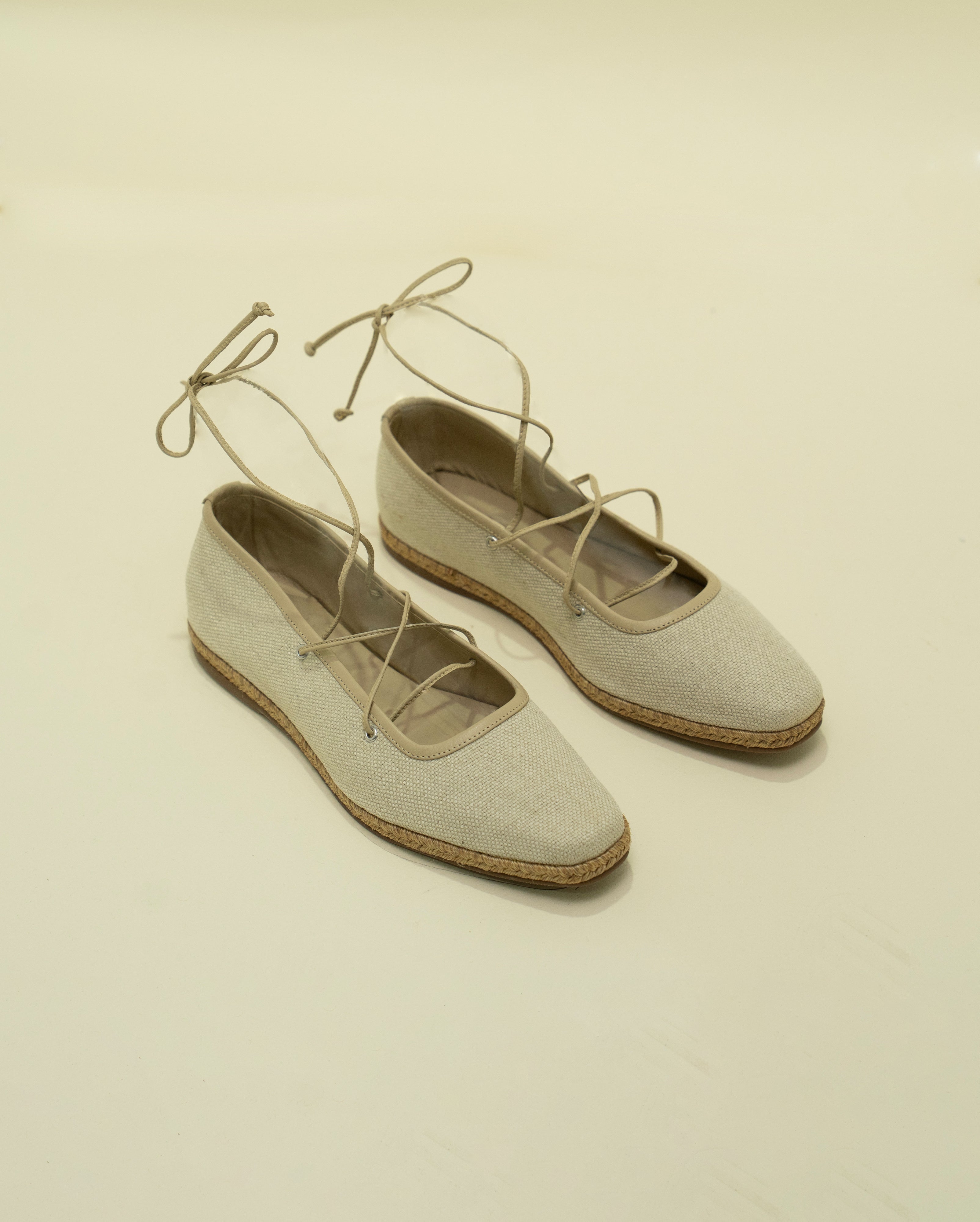 NINA BEIGE FLATS