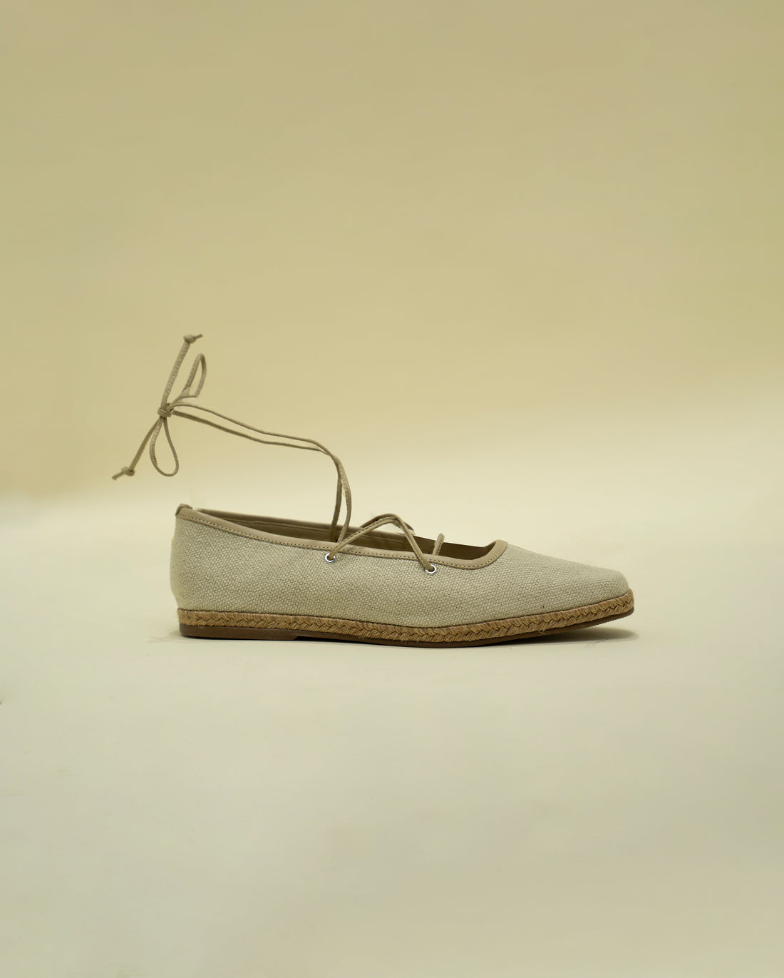 NINA BEIGE FLATS